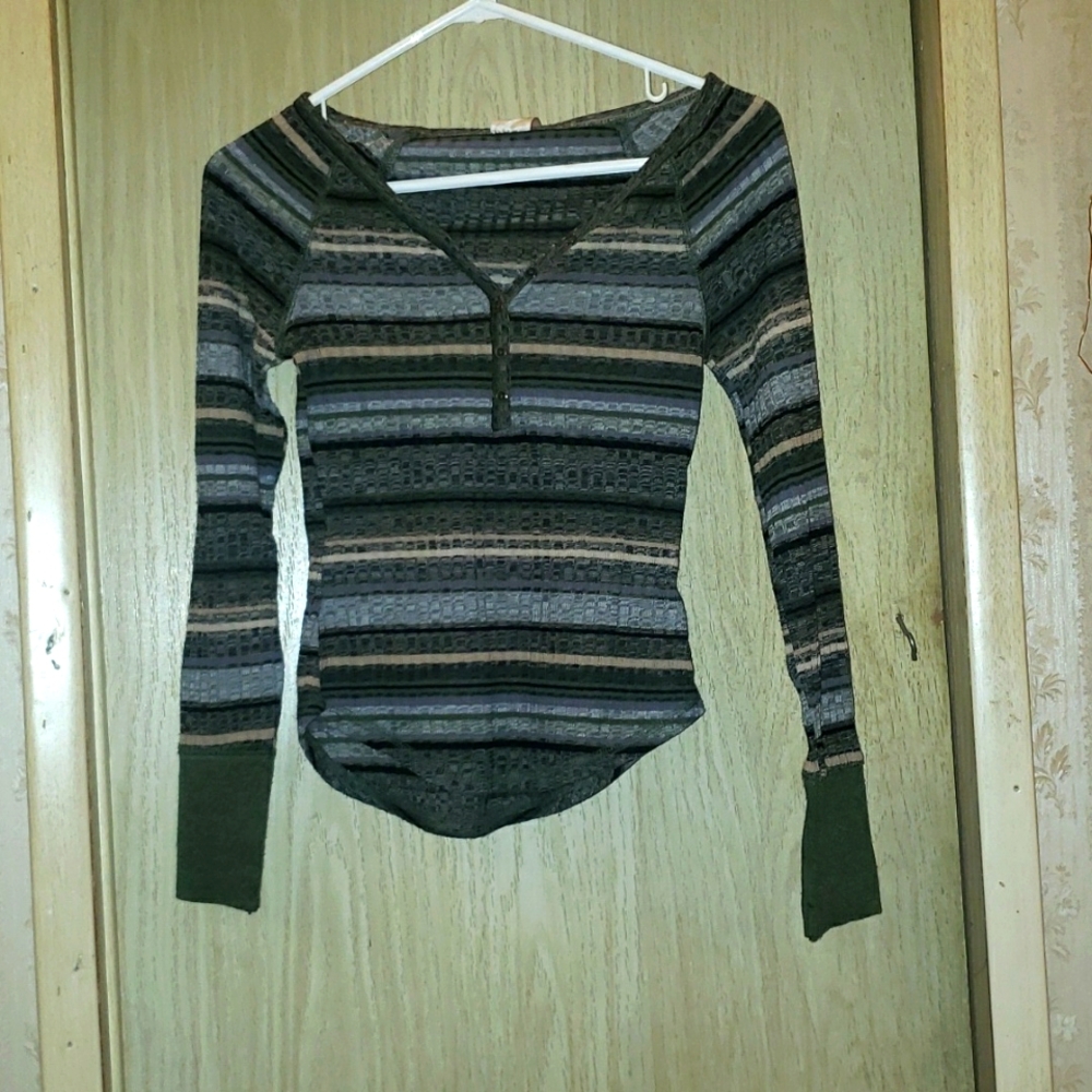 Cute long sleeve shirt